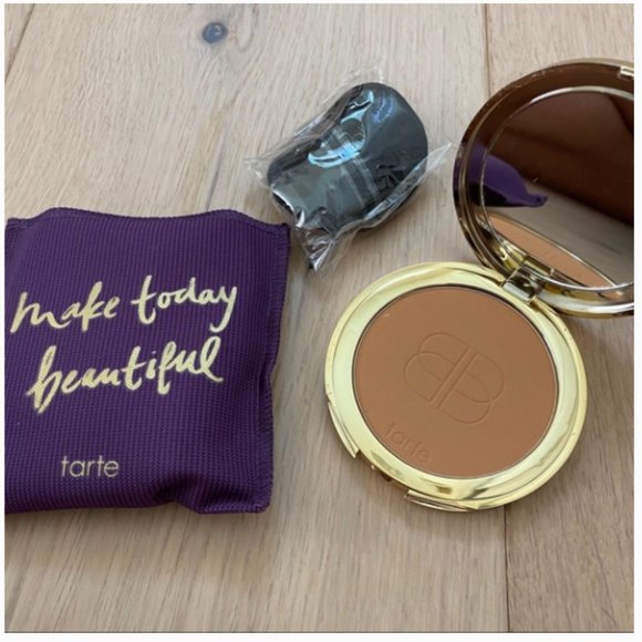 Tarte Creamy Powder Foundation in Tan Honey